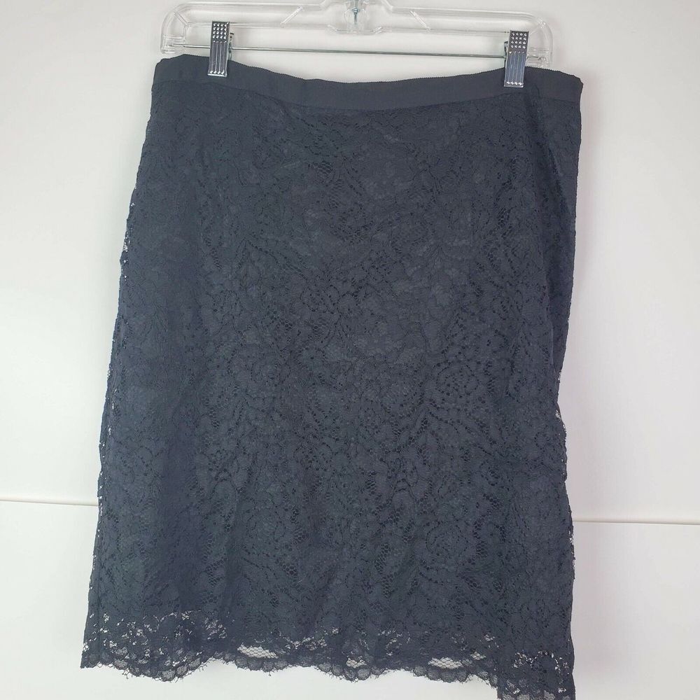 Saks 5th Ave‎ Women's Black Lace Pencil Skirt Size Large Lined Evening